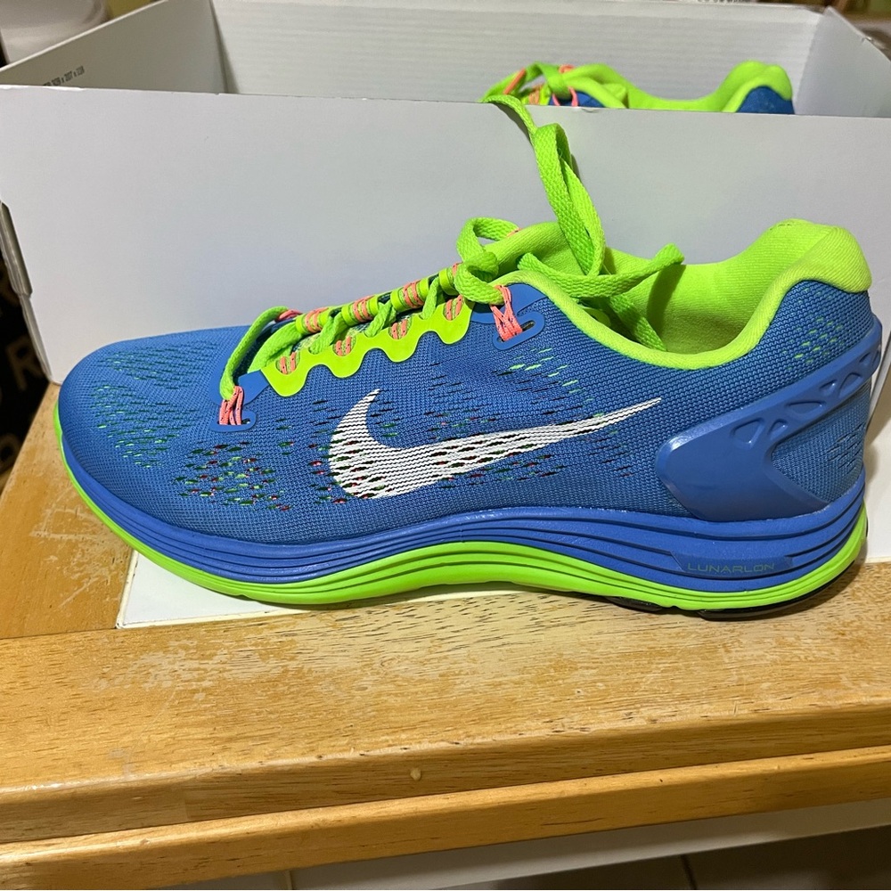 Nike Blue/Lime Green sneakers 6.5